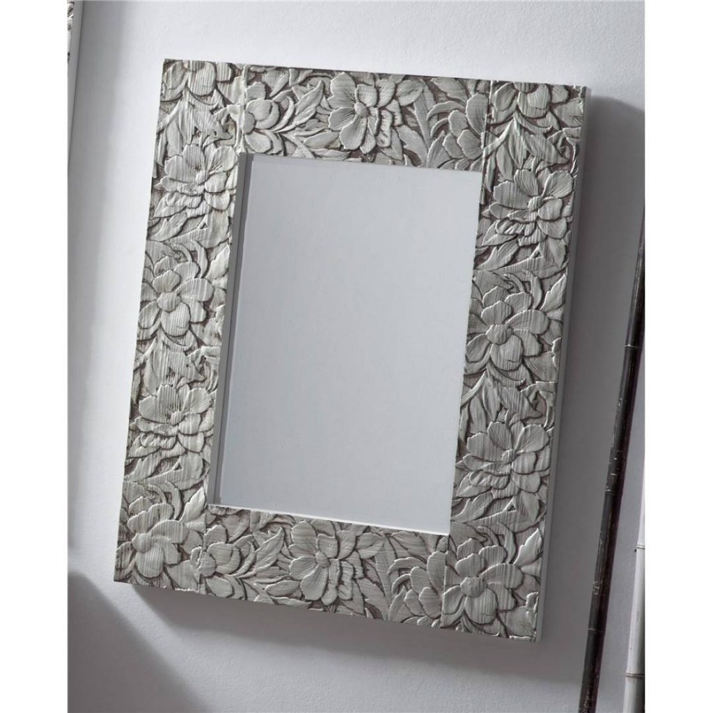 Espejo tallado en plata actual
