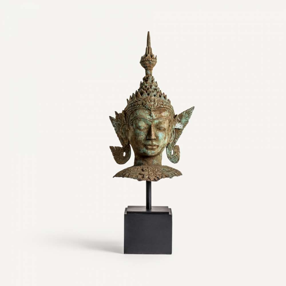 Busto metalico estilo oriental para decoracion de salon