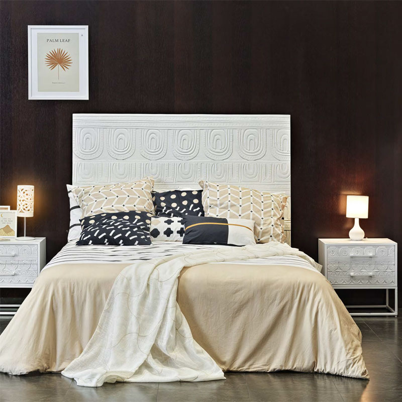 Cabecero tallado blanco cama de 150 diseño etnico